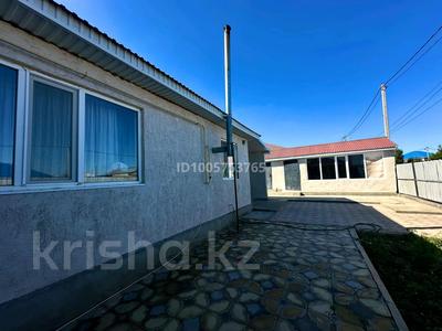 Жеке үй · 4 бөлме · 120 м² · 10 жүзд., Бауырластар, Сазды-2 165, бағасы: 19 млн ₸ в Актобе, жилой массив Бауырластар