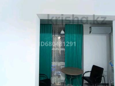 1-комнатная квартира · 40 м² · 10/17 этаж, Толе би 181 — Ауэзоаэва за 260 000 〒 в Алматы, Алмалинский р-н