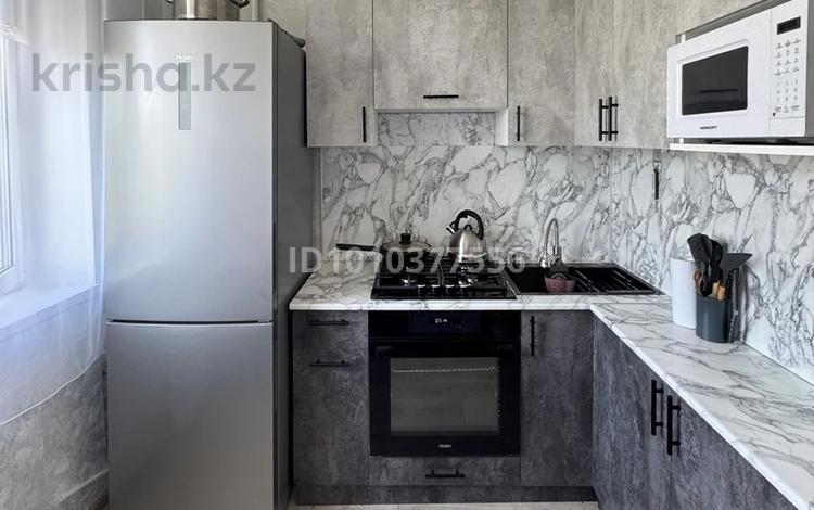 2-комнатная квартира · 44 м² · 3/5 этаж, 4 микрарайон 16 за 6 млн ₸ в Житикаре — фото 2