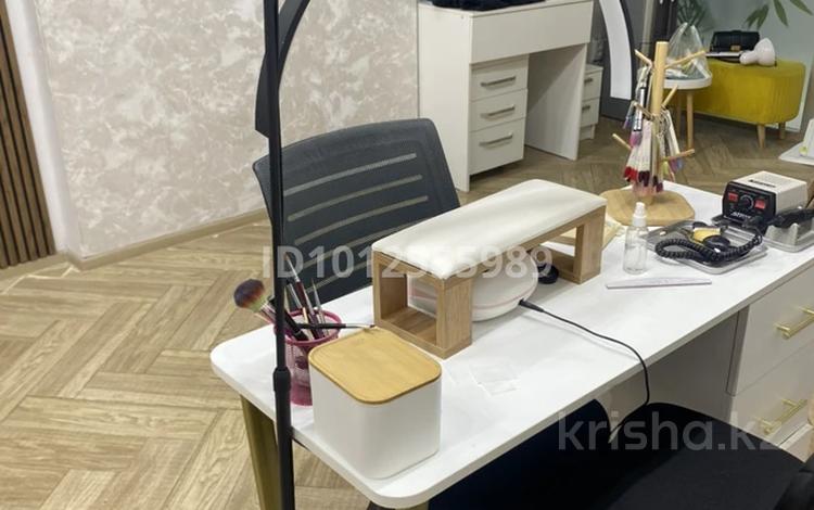 Салоны красоты · 40 м² за 48 000 ₸ в Алматы, Ауэзовский р-н — фото 2