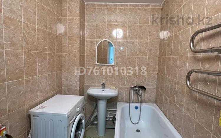 3-бөлмелі пәтер · 82 м² · 1/9 қабат, мкр Береке 54 — Напротив магазина Дария, бағасы: 250 000 ₸ в Атырау — фото 2