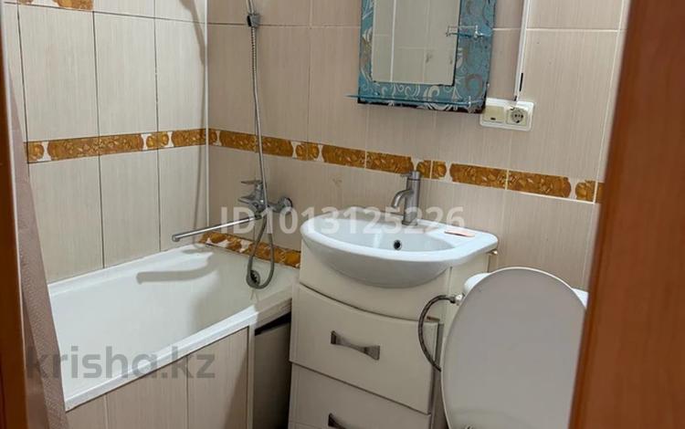 2-бөлмелі пәтер · 47 м² · 2/4 қабат, мкр №2 35, бағасы: 250 000 ₸ в Алматы, Ауэзовский р-н — фото 2