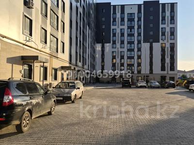 4-комнатная квартира · 170 м² · 8/9 этаж, Самал 72/5 за 47.8 млн 〒 в Уральске