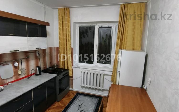 1-комнатная квартира · 40 м² · 2/9 этаж, Казыбек би 150 — Муканова за 250 000 ₸ в Алматы, Алмалинский р-н — фото 2