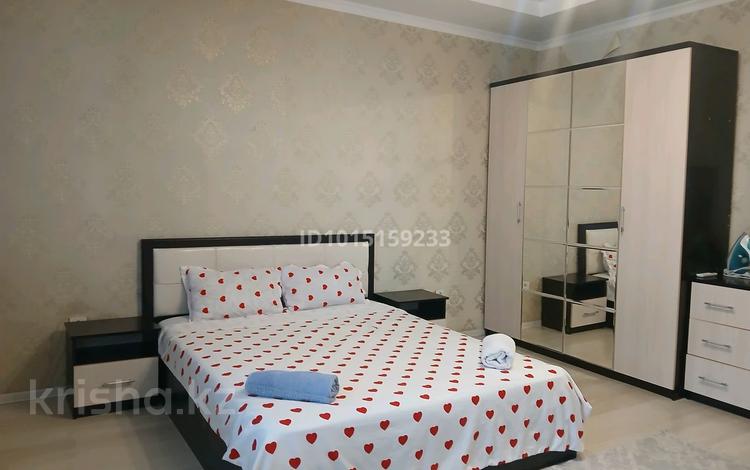 1-комнатная квартира · 60 м² · 7/15 этаж, мкр Тастак-1, Толе би 273б/6 — Озера Сайран за 15 000 ₸ в Алматы, Ауэзовский р-н — фото 13
