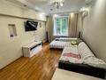 3-бөлмелі пәтер · 70 м² · 1/5 қабат, Толе Би 146 — Чокина, бағасы: 55 млн ₸ в Алматы, Алмалинский р-н — фото 2