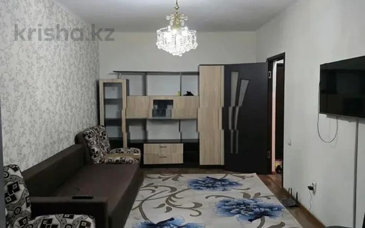 2-комнатная квартира · 46 м² · 3/9 этаж, мкр Мамыр-4 307 за 250 000 ₸ в Алматы, Ауэзовский р-н — фото 2