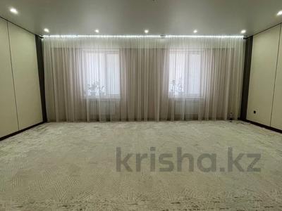 4-комнатная квартира · 194 м² · 8/9 этаж, 17-й мкр 97 за 56.9 млн ₸ в Актау