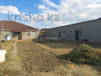 Часть дома · 3 комнаты · 100 м² · 8 сот., мкр Оркен, 36 67 — 36 за 22 млн 〒 в Атырау