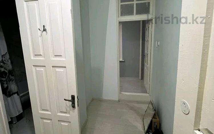 1-бөлмелі пәтер · 40 м² · 4/5 қабат, Спортивный 10, бағасы: 85 000 ₸ в Шымкенте, Аль-Фарабийский р-н — фото 2