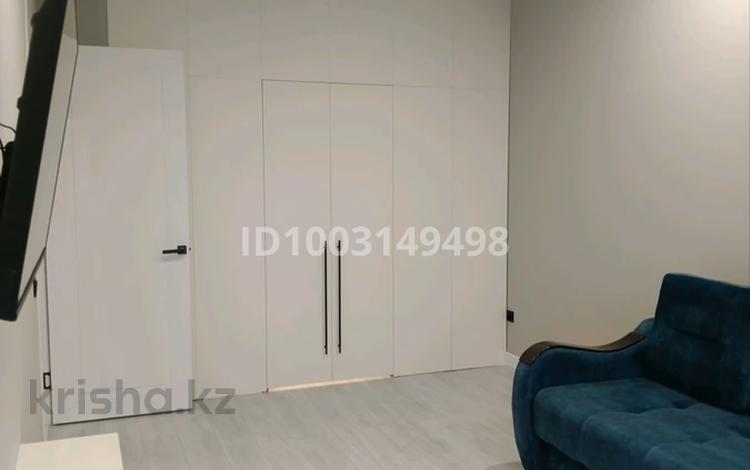 1-бөлмелі пәтер · 45 м² · 8/9 қабат, Максут Нарикбаев 14, бағасы: 250 000 ₸ в Астане, Нура р-н — фото 2