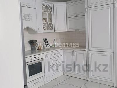 Отдельный дом · 4 комнаты · 180 м² · 6 сот., Беркимбаева 68 — Ул. Беркимбаева Ауэзова. район ТД София за 55 млн 〒 в Экибастузе