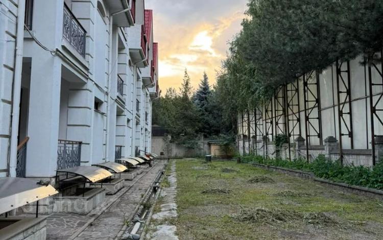 Отдельный дом · 25 комнат · 1840 м², мкр Горный Гигант, Иванилова 54А — Иванилова за 6.5 млн 〒 в Алматы, Медеуский р-н — фото 2