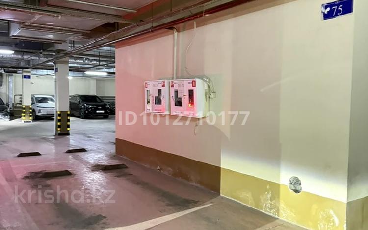 Паркинг · Мангилик 35, бағасы: ~ 1.5 млн ₸ в Астане, Есильский р-н — фото 2