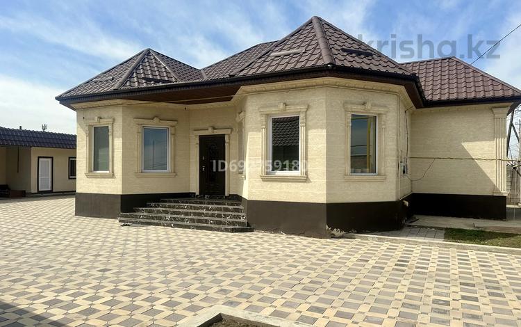 Отдельный дом · 5 комнат · 140 м² · 8.5 сот., Керимбекова 25 за 49 млн 〒 в Жамбыле — фото 2