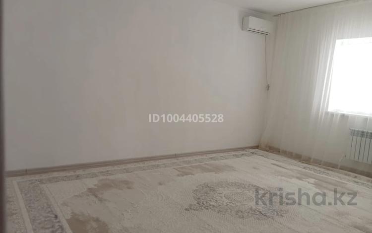Отдельный дом · 3 комнаты · 110 м² · 10 сот., мкр Зарослый, Запослый 12 за 27 млн ₸ в Атырау — фото 2