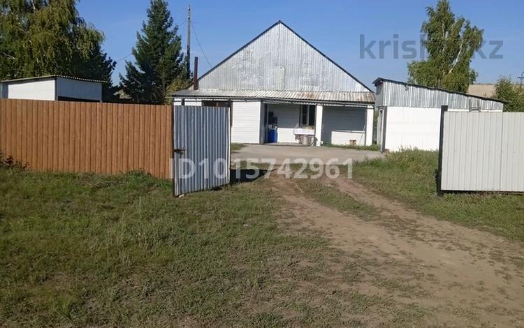 Отдельный дом · 3 комнаты · 80 м² · 12 сот., ул Алмаз 35 за 15 млн ₸ в Усть-Каменогорске, Ахмирово — фото 2