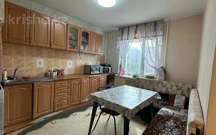 3-бөлмелі пәтер · 65.6 м² · 2/5 қабат, Карбышева, бағасы: 25 млн ₸ в Костанае — фото 2