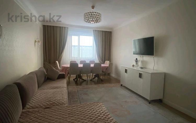 4-комнатная квартира, 136 м², 7/10 этаж, Алихан Бокейхан 2 за 64.5 млн 〒 в Астане, Есильский р-н — фото 2