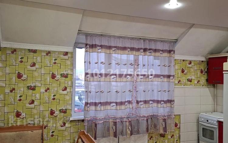 1-бөлмелі пәтер · 50 м² · 10/10 қабат, Мкр. Акбулак 9, бағасы: 200 000 ₸ в Алматы, Алатауский р-н — фото 2