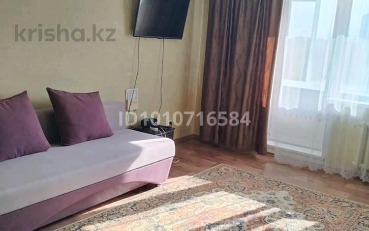 2-комнатная квартира · 56 м² · 3/5 этаж, Иртышская — Бозтаева за 10 000 ₸ в Семее — фото 2