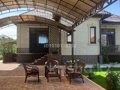 Отдельный дом · 4 комнаты · 160 м² · 6 сот., мкр Алатау (ИЯФ) за 87 млн 〒 в Алматы, Медеуский р-н