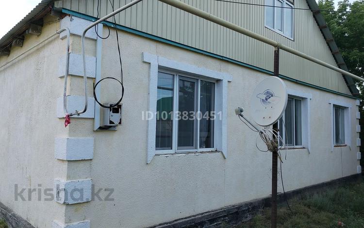 Отдельный дом · 4 комнаты · 150 м² · 15 сот., Тауелсиздик 5 — В центре за 18 млн ₸ в Пугачеве — фото 2