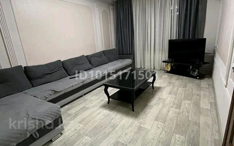 2-комнатная квартира · 60 м² · 3/3 этаж, Дулатова 35 за 300 000 ₸ в Алматы, Турксибский р-н — фото 2