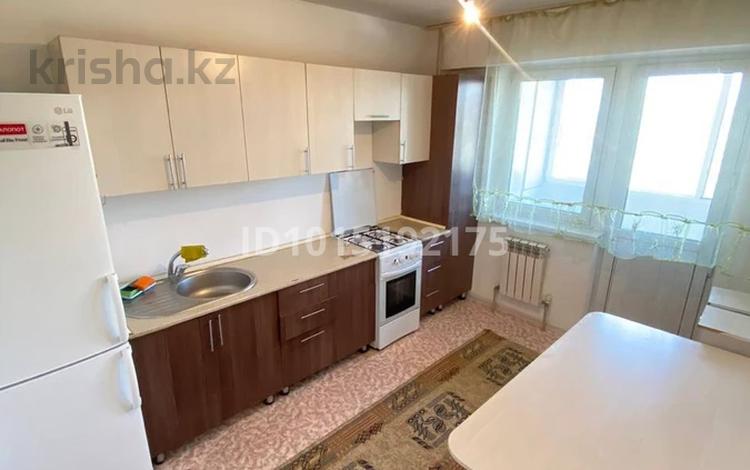 3-комнатная квартира · 80 м² · 3/9 этаж, Бокеева 1А — Розыбакиева Райымбек за 320 000 ₸ в Алматы, Алмалинский р-н — фото 2