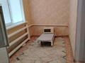 Жеке үй · 2 бөлме · 40 м², Островского 11 — За 8 школы, бағасы: 70 000 〒 в Атырау, мкр Жилгородок — фото 3