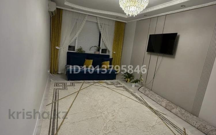 3-бөлмелі пәтер · 64 м² · 6/9 қабат, Қонаев ш/а. 11, бағасы: 27 млн ₸ в Уральске, мкр Кунаева — фото 2