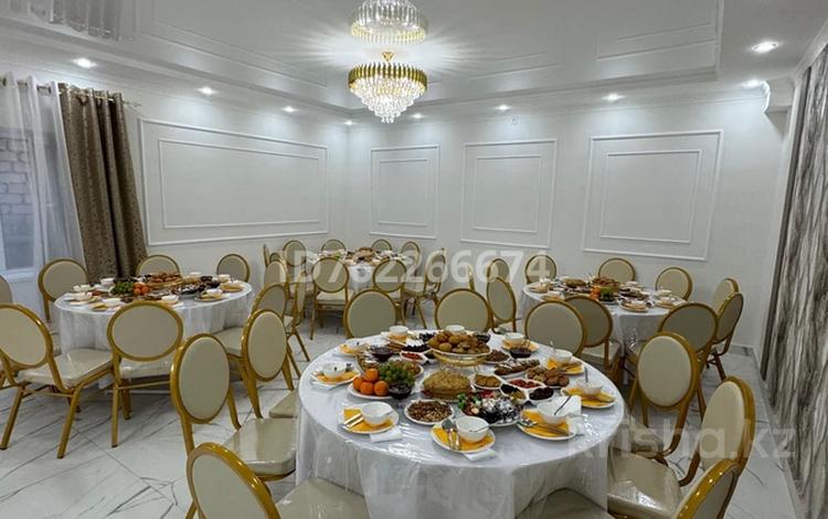 Дом · 5 комнат · 240 м², Бухар жырау — Район Квазара за 150 000 ₸ в Павлодаре — фото 2