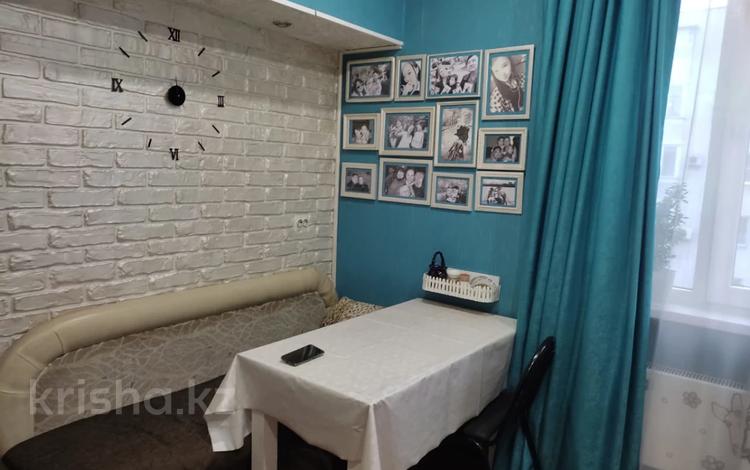 2-комнатная квартира · 37 м² · 8/9 этаж, мкр Аксай-1А за 27.5 млн 〒 в Алматы, Ауэзовский р-н — фото 2