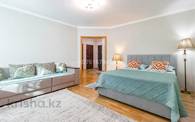 1-комнатная квартира · 45 м² · 3/14 этаж, Сарайшык 5 — Возле Байтерека за 15 000 ₸ в Астане, Есильский р-н — фото 2