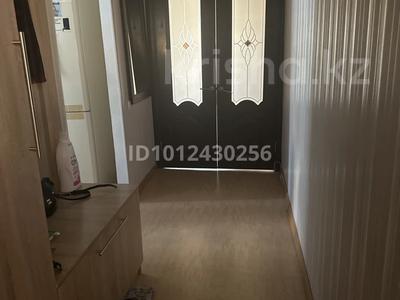 5-комнатная квартира · 106.7 м² · 8/9 этаж, Жубана Молдагалиева за 300 000 〒 в Атырау