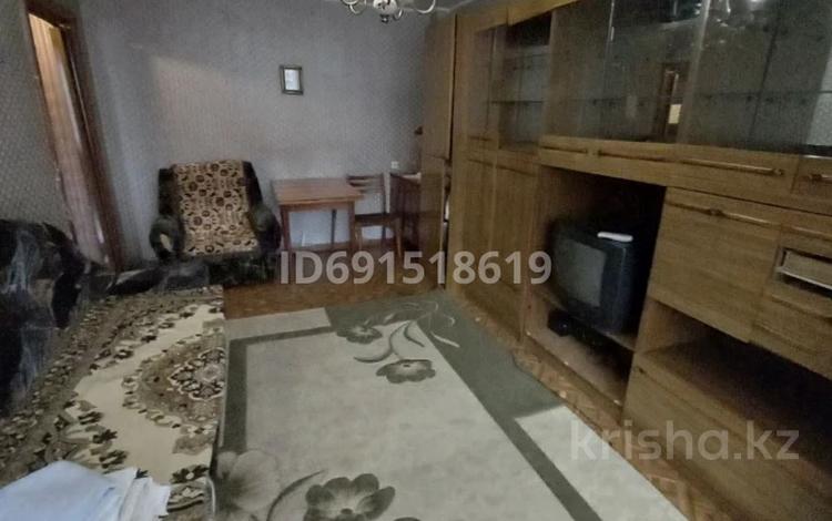 1-комнатная квартира · 28 м² · 2 этаж, мкр Новый Город 23\2 за 10 000 ₸ в Караганде, Казыбек би р-н — фото 5