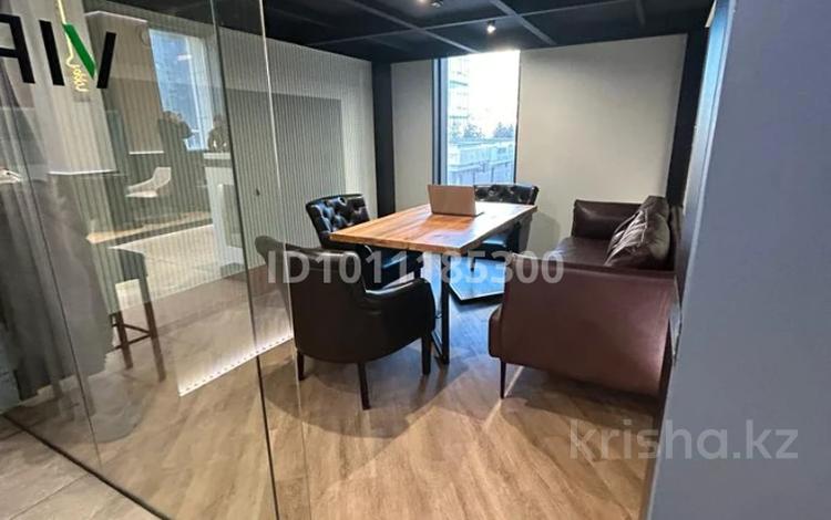 Офисы, кабинеты и рабочие места · 15 м² за 350 000 ₸ в Астане, Есильский р-н — фото 2
