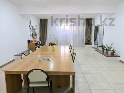 Кеңселер, білім орталықтары · 63 м², бағасы: 136 000 ₸ в Актау, 19-й мкр