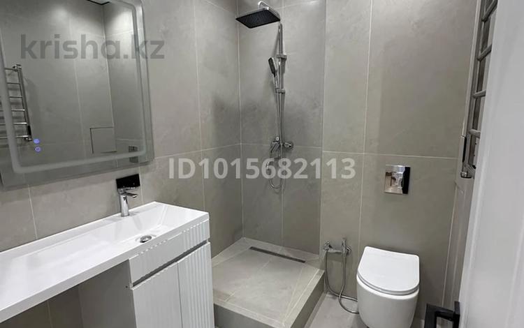 2-комнатная квартира · 42 м² · 3/7 этаж, мкр Томирис, Рыскулова 103/6 за 31 млн ₸ в Алматы, Алатауский р-н — фото 2