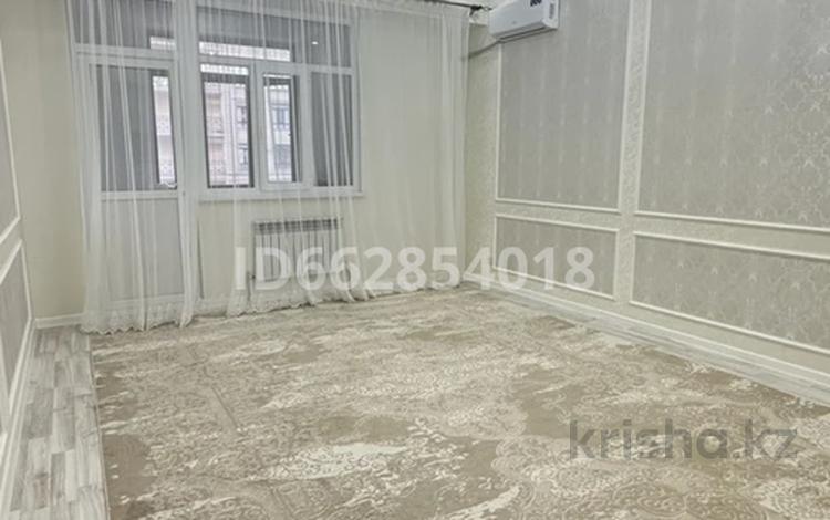 2-комнатная квартира, 81.2 м², 3/12 этаж, 16-й мкр , 16 мкрн 50