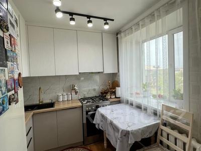 Продажа квартир в Абай обл.: 2-комнатная квартира · 56.3 м² · 5/5 этаж, 343 16 за 20.5 млн 〒 2-комнатная квартира · 56.3 м² · 5/5 этаж, 343 16 за 20.5 млн 〒 в Семее