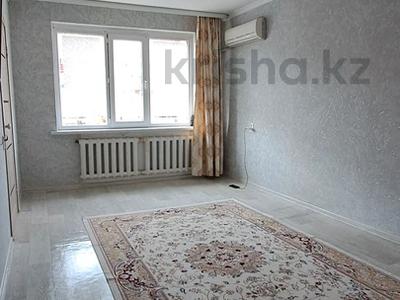 Пәтерлер в Западно-Казахстанской обл.: 3-бөлмелі пәтер · 78.6 м² · 3/5 қабат, Северо-Восток — ТД. Аяжан, бағасы: 16.8 млн 〒 3-бөлмелі пәтер · 78.6 м² · 3/5 қабат, Северо-Восток — ТД. Аяжан, бағасы: 16.8 млн 〒 в Уральске