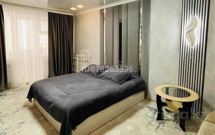 1-комнатная квартира · 47 м² · 4/5 этаж, Сатпаева 115 за 15 000 ₸ — фото 14