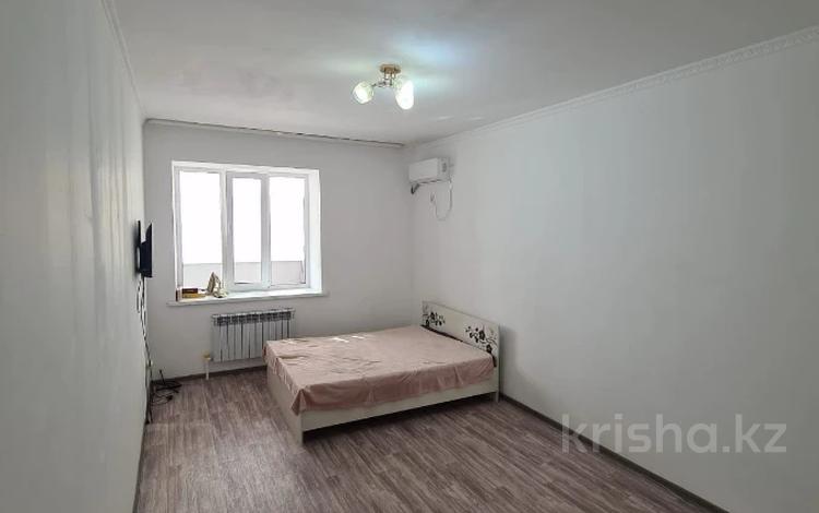 1-комнатная квартира · 42 м² · 3/5 этаж, Женис 30 — КВАРТИРА В ХОРОШЕМ РАЙОНЕ за ~ 18.1 млн 〒 в Уральске — фото 2