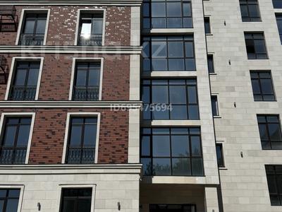 4-бөлмелі пәтер · 161 м² · 6/7 қабат, мкр Михайловка , Аманжолова 14/1, бағасы: 110 млн ₸ в Караганде, Казыбек би р-н