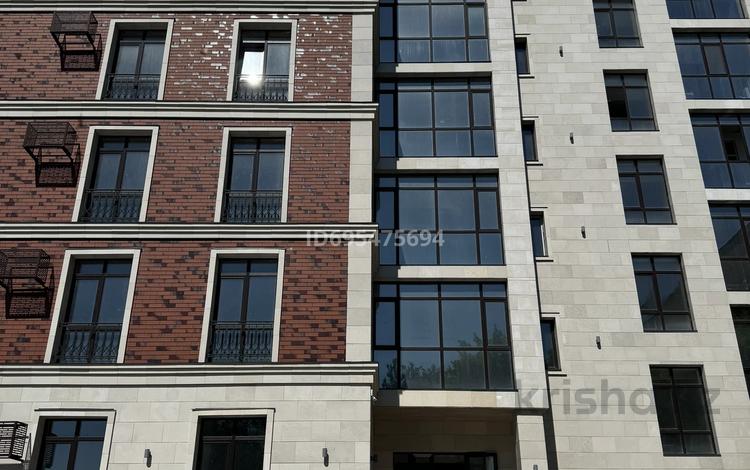 4-бөлмелі пәтер · 161 м² · 6/7 қабат, мкр Михайловка , Аманжолова 14/1, бағасы: 110 млн ₸ в Караганде, Казыбек би р-н — фото 2