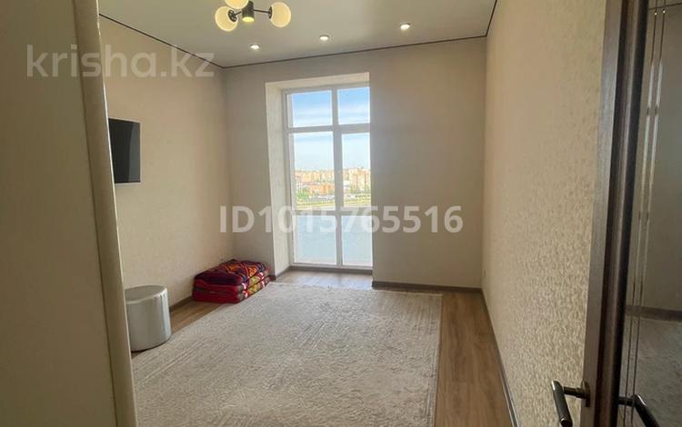1-комнатная квартира · 45 м² · 12/12 этаж, ​Чингиз Айтматов 62/1 — вид на набережку за 31 млн ₸ в Астане, Нура р-н — фото 2
