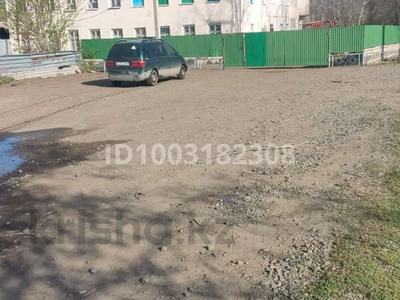 Свободное назначение, офисы, салоны красоты, бани, гостиницы и зоны отдыха, фитнес и спорт, развлечения, кабинеты и рабочие места · 700 м² за 1 млн 〒 в Уральске