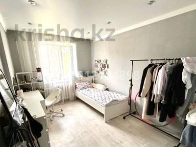 2-комнатная квартира · 54 м² · 3/9 этаж, Мкр. Кунаева 2 за 21 млн ₸ в Уральске