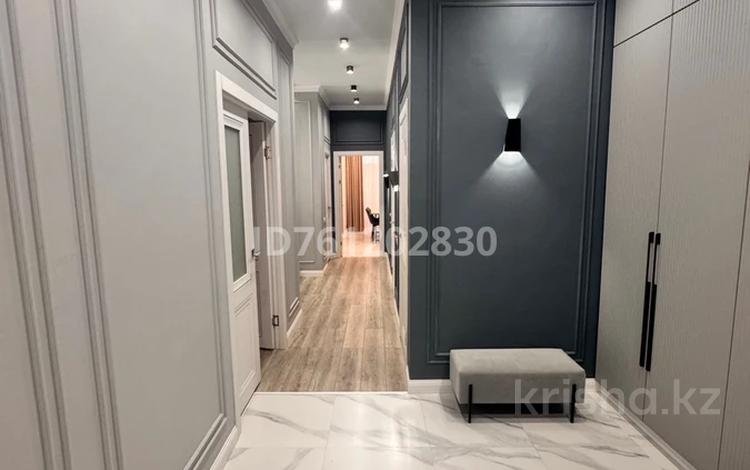 Жеке үй · 6 бөлме · 190 м² · 3 жүзд., Кенесары 8/12 — 10 мкр, бағасы: 90 млн ₸ в Уральске — фото 76